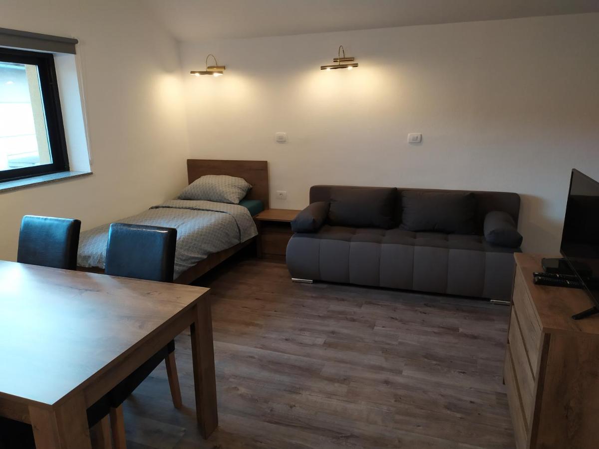 Gostilna Ulcar Otel Ig Dış mekan fotoğraf