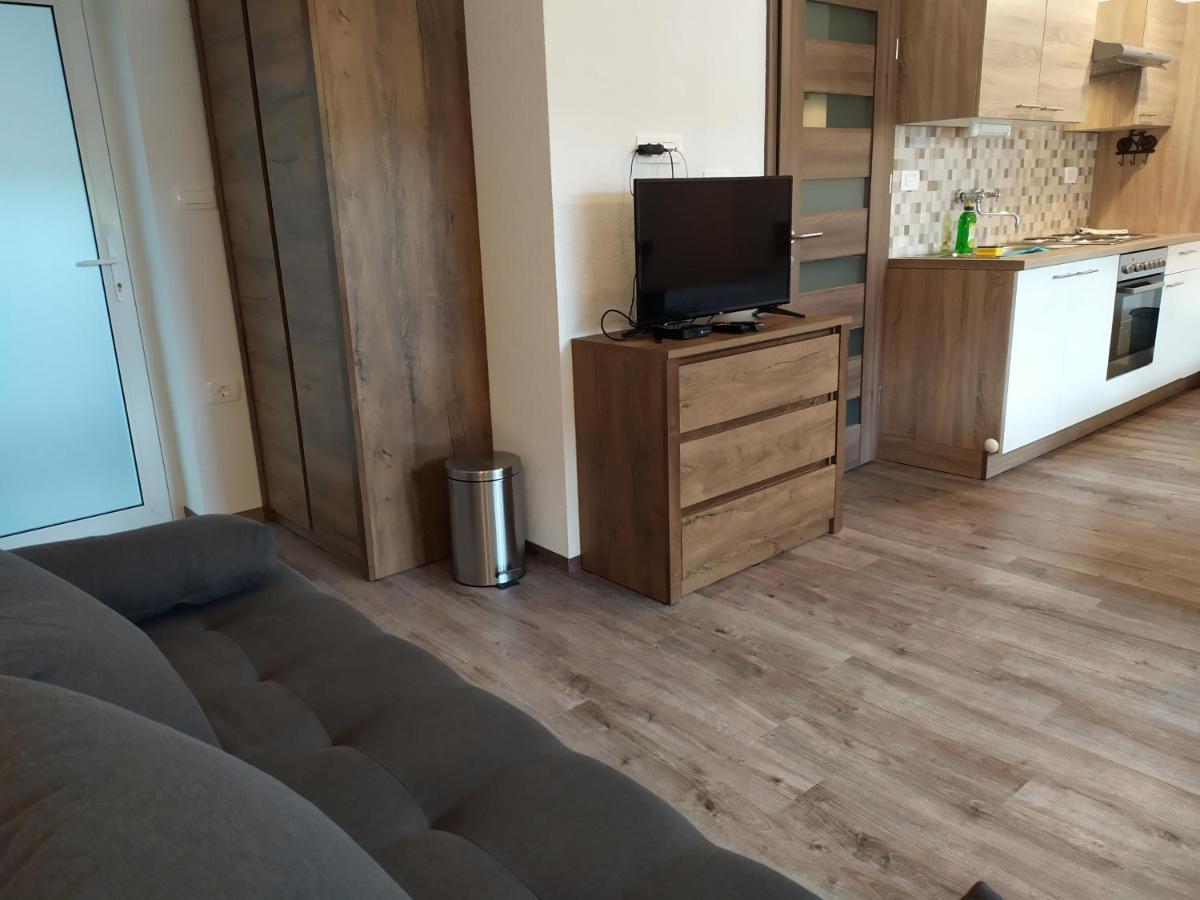 Gostilna Ulcar Otel Ig Dış mekan fotoğraf