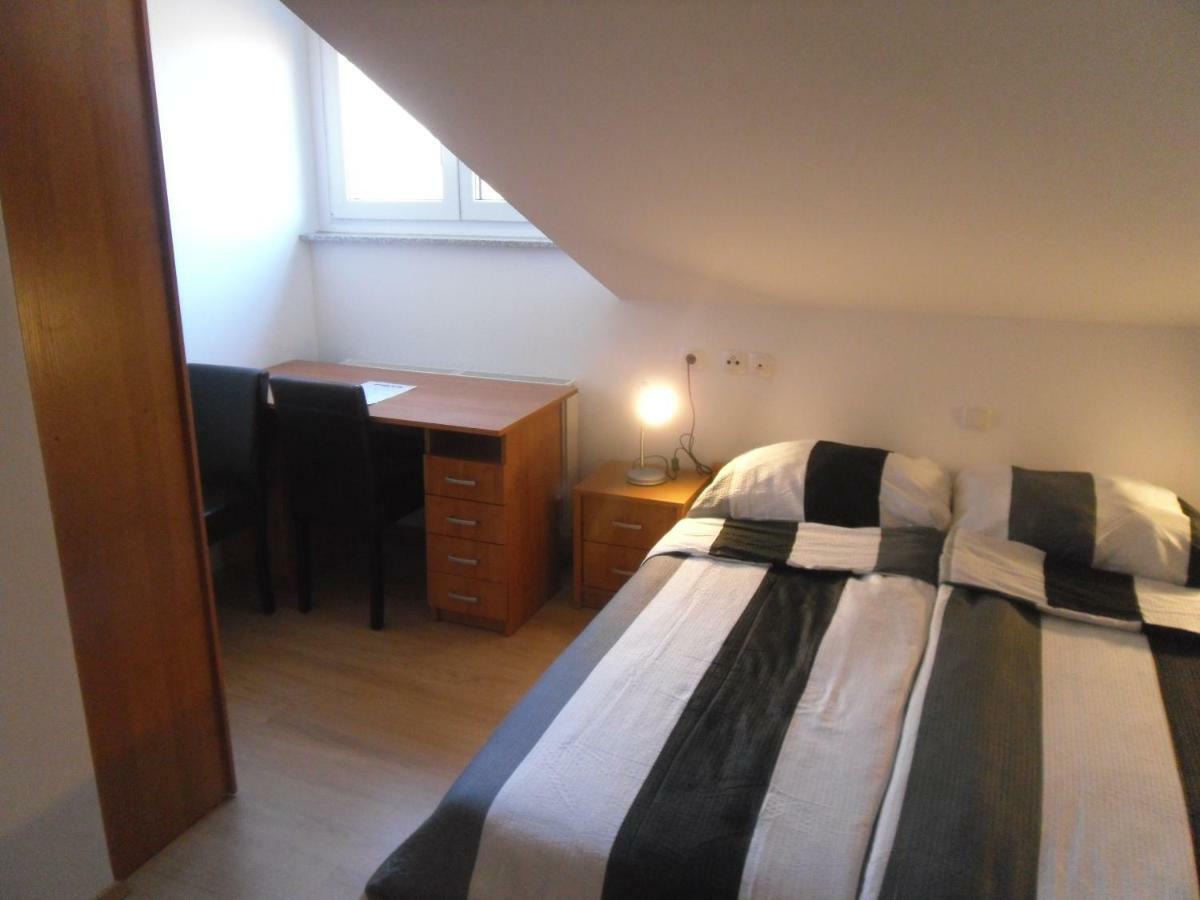 Gostilna Ulcar Otel Ig Dış mekan fotoğraf