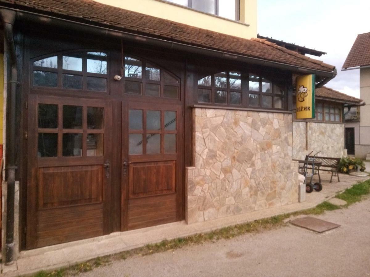 Gostilna Ulcar Otel Ig Dış mekan fotoğraf