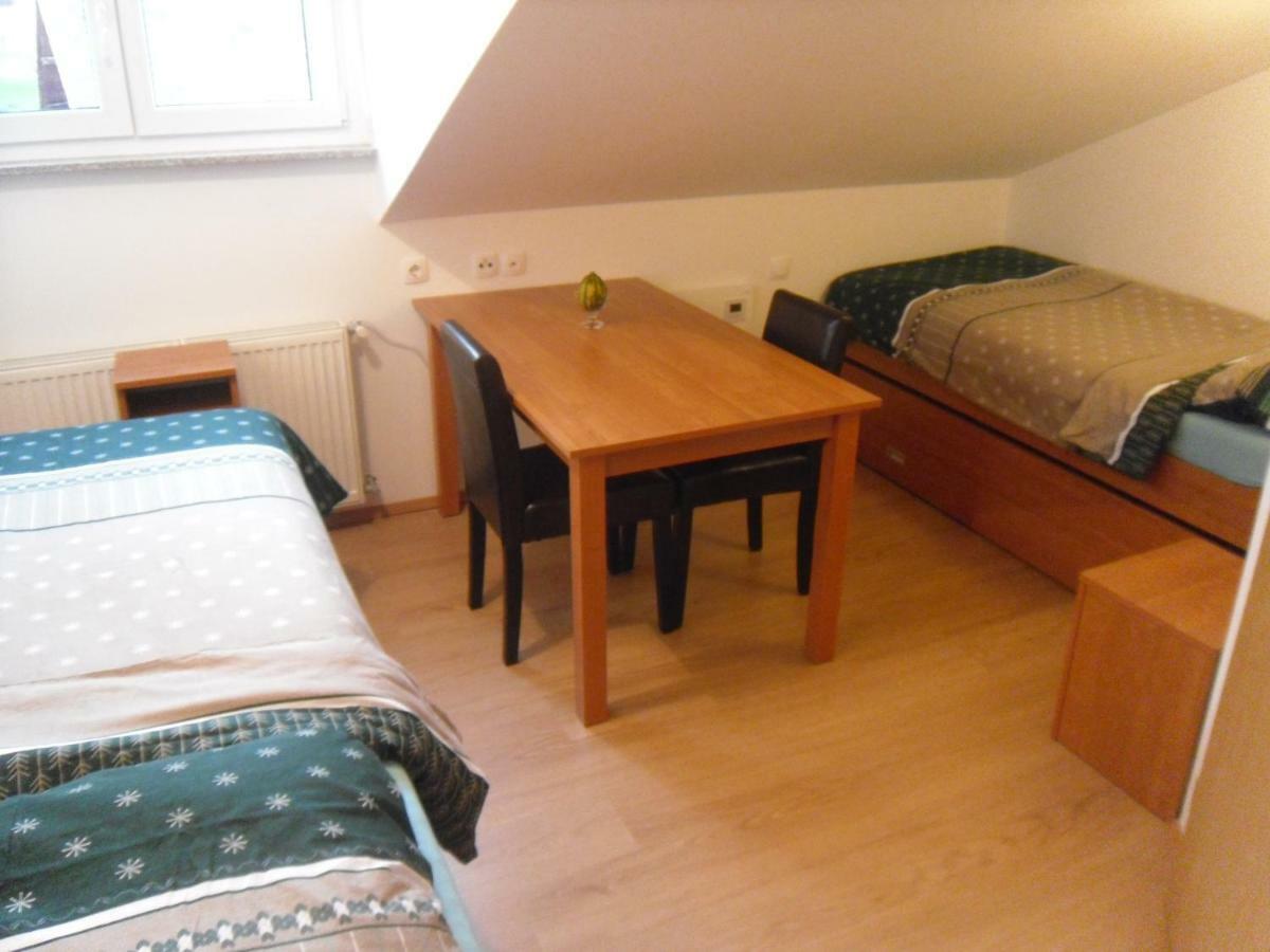Gostilna Ulcar Otel Ig Dış mekan fotoğraf